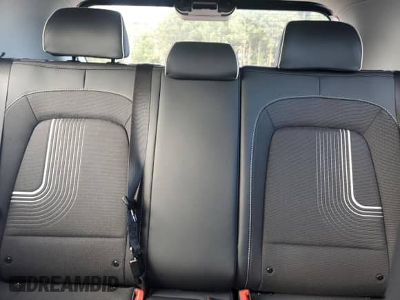 2024 Hyundai Venue Limited z VIN KMHRC8A33RU321019, wystawiony jako Copart lot #82492705 z przebiegiem 26 884 mil mil oraz Szkoda całkowita • Salvage title. Historia ofert i sprzedaży dostępna na DreamBid. Obrazek 10.