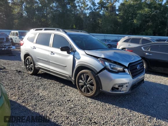 ✅ 2022 Subaru Ascent Onyx • VIN: 4S4WMAJDXN3400266 • Lot: 87310585. Wystawiony na Copart z przebiegiem 61 621 mil. Bezpłatny archiwum sprzedaży aukcyjnych z USA i szczegółowy raport historii pojazdu na DreamBid. Zdjęcie 4.