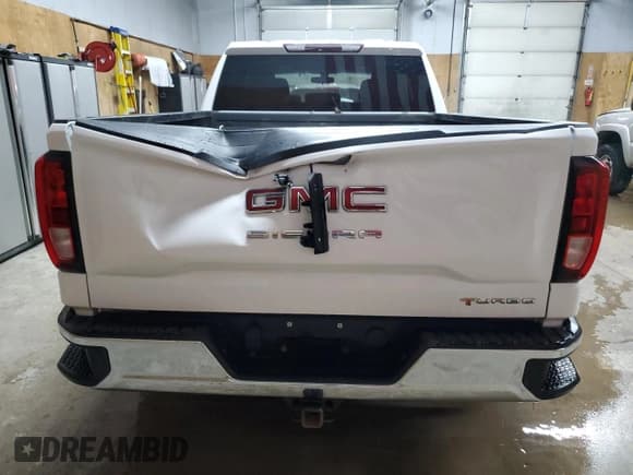 ✅ 2020 GMC Sierra 1500 • VIN: 1GTR9AEK3LZ274628 • Лот: 54250305. Опубликован ранее на Copart с пробегом 108 887 миль. Бесплатный доступ к архиву аукционных продаж из США и подробный отчёт об истории автомобиля на DreamBid. Изображение 6.