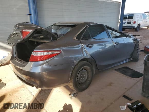 ✅ 2016 Toyota Camry XLE • VIN: 4T4BF1FK6GR584723 • Lot: 92359475. Wystawiony na Copart z przebiegiem 206 511 mil. Bezpłatny archiwum sprzedaży aukcyjnych z USA i szczegółowy raport historii pojazdu na DreamBid. Zdjęcie 3.