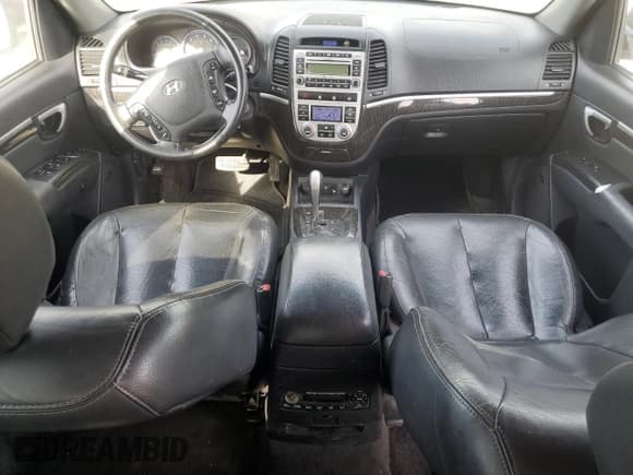 ✅ 2008 Hyundai Santa Fe SE • VIN: 5NMSH73E38H135728 • Lot: 76550274. Listed on Copart with 218,212 mi. Free auction sales archive from the USA and detailed vehicle history report at DreamBid. Image 8.