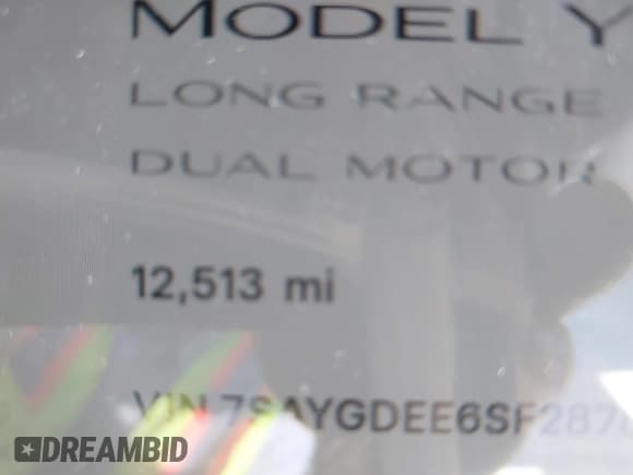 ✅ 2025 Tesla Model Y Long Range • VIN: 7SAYGDEE6SF287880 • Lot: 43529918. Wystawiony na IAAI z przebiegiem 12 513 mil. Bezpłatny archiwum sprzedaży aukcyjnych z USA i szczegółowy raport historii pojazdu na DreamBid. Zdjęcie 15.