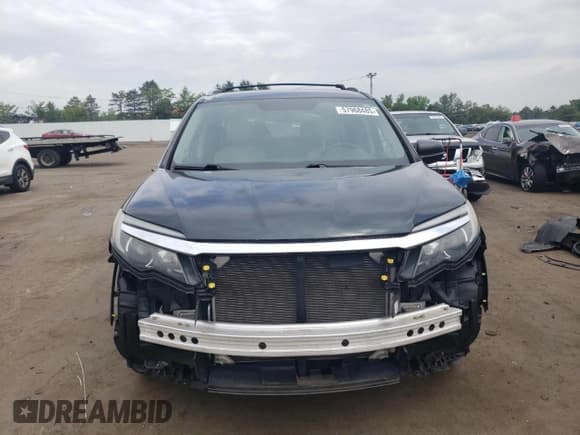 ✅ 2017 Honda Pilot LX • VIN: 5FNYF6H15HB001627 • Lot: 57968485. Listed on Copart with 130,601 mi. Free auction sales archive from the USA and detailed vehicle history report at DreamBid. Image 5.