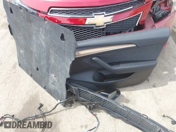 ✅ 2022 Tesla Model 3 Long Range • VIN: 5YJ3E1EB6NF109067 • Lot: 41948791. Wystawiony na IAAI z przebiegiem 28 603 mil. Bezpłatny archiwum sprzedaży aukcyjnych z USA i szczegółowy raport historii pojazdu na DreamBid. Zdjęcie 12.