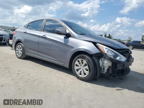 ✅ 2017 Hyundai Accent SE • VIN: KMHCT4AE4HU176202 • Лот: 70848154. Опубликован ранее на Copart с пробегом 180 891 миль. Бесплатный доступ к архиву аукционных продаж из США и подробный отчёт об истории автомобиля на DreamBid. Изображение 4.