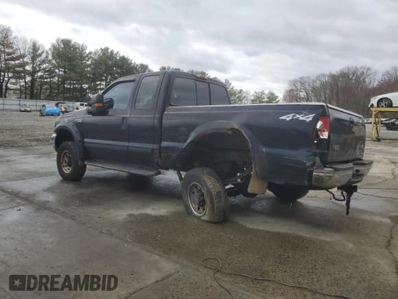 ✅ 2001 Ford F-250 XL • VIN: 1FTNX21L81ED75824 • Лот: 51202085. Опубликован ранее на Copart с пробегом 257 803 миль. Бесплатный доступ к архиву аукционных продаж из США и подробный отчёт об истории автомобиля на DreamBid. Изображение 2.