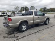 ✅ 2000 Chevrolet S-10 LS • VIN: 1GCDT19W3YK179978 • Lot: 89890655. Listed on Copart with 194,078 mi. Free auction sales archive from the USA and detailed vehicle history report at DreamBid. Image 3.