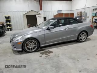 ✅ 2012 Mercedes-Benz E 550 • VIN: WDDKK7DF7CF159440 • Лот: 87470384. Опубликован ранее на Copart с пробегом 153 498 миль. Бесплатный доступ к архиву аукционных продаж из США и подробный отчёт об истории автомобиля на DreamBid. Изображение 1.