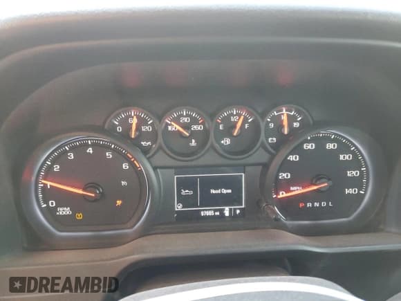 ✅ 2020 Chevrolet Silverado 1500 Custom • VIN: 1GCRWBEF3LZ159335 • Lot: 67791125. Wystawiony na Copart z przebiegiem 97 665 mil. Bezpłatny archiwum sprzedaży aukcyjnych z USA i szczegółowy raport historii pojazdu na DreamBid. Zdjęcie 9.