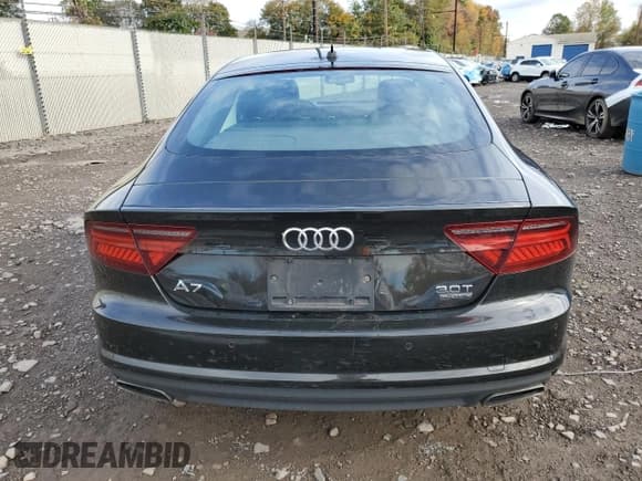 ✅ 2017 Audi A7 Prestige • VIN: WAU22AFC9HN013495 • Lot: 81888645. Wystawiony na Copart z przebiegiem 74 409 mil. Bezpłatny archiwum sprzedaży aukcyjnych z USA i szczegółowy raport historii pojazdu na DreamBid. Zdjęcie 6.