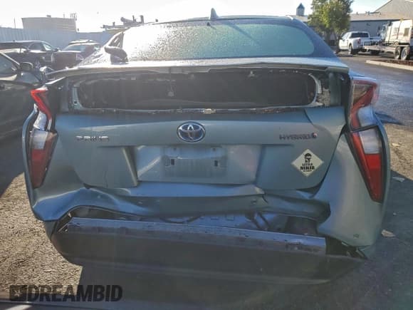 ✅ 2017 Toyota Prius Two • VIN: JTDKBRFU3H3042870 • Lot: 94104135. Listed on Copart with 90,689 mi. Free auction sales archive from the USA and detailed vehicle history report at DreamBid. Image 6.