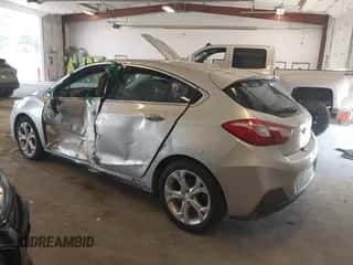 2017 Chevrolet Cruze Premier с VIN 3G1BF6SM4HS607896, выставлен на аукционе IAAI как лот 42726084 с пробегом 96 993 миль миль и . История ставок и продаж доступна на DreamBid. Изображение 3.