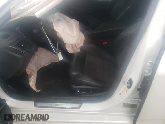 ✅ 2018 Cadillac CTS-V • VIN: 1G6A15S60J0157435 • Lot: 65944174. Listed on Copart with 24,918 mi. Free auction sales archive from the USA and detailed vehicle history report at DreamBid. Image 7.