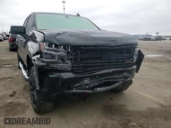 ✅ 2021 Chevrolet Silverado 1500 LT Trail Boss • VIN: 1GCPYFED4MZ436826 • Lot: 92230225. Wystawiony na Copart z przebiegiem 73 713 mil. Bezpłatny archiwum sprzedaży aukcyjnych z USA i szczegółowy raport historii pojazdu na DreamBid. Zdjęcie 13.