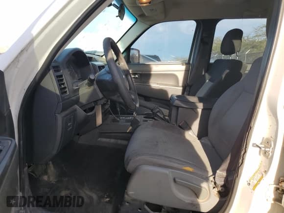 ✅ 2010 Jeep Liberty Sport • VIN: 1J4PN2GK4AW102929 • Lot: 91916515. Listed on Copart with 276,274 mi. Free auction sales archive from the USA and detailed vehicle history report at DreamBid. Image 7.