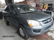 ✅ 2009 Kia Sportage EX • VIN: KNDJF723397563597 • Лот: 43800554. Опубликован ранее на IAAI с пробегом 196 423 миль. Бесплатный доступ к архиву аукционных продаж из США и подробный отчёт об истории автомобиля на DreamBid. Изображение 1.