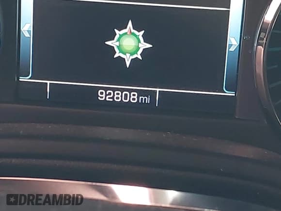 ✅ 2016 Chevrolet Suburban LT • VIN: 1GNSKHKC9GR317622 • Lot: 43579400. Wystawiony na IAAI z przebiegiem 92 808 mil. Bezpłatny archiwum sprzedaży aukcyjnych z USA i szczegółowy raport historii pojazdu na DreamBid. Zdjęcie 16.