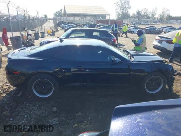 ✅ 2011 Chevrolet Camaro 2LS • VIN: 2G1FA1ED8B9153381 • Lot: 43010396. Wystawiony na IAAI z przebiegiem 82 449 mil. Bezpłatny archiwum sprzedaży aukcyjnych z USA i szczegółowy raport historii pojazdu na DreamBid. Zdjęcie 14.