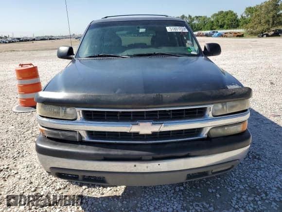 ✅ 2003 Chevrolet Tahoe LS • VIN: 1GNEC13V43R249533 • Lot: 51801025. Wystawiony na Copart z przebiegiem 422 286 mil. Bezpłatny archiwum sprzedaży aukcyjnych z USA i szczegółowy raport historii pojazdu na DreamBid. Zdjęcie 5.