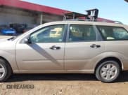 ✅ 2006 Ford Focus SE • VIN: 1FAHP36NX6W149918 • Lot: 43640346. Wystawiony na IAAI z przebiegiem 119 356 mil. Bezpłatny archiwum sprzedaży aukcyjnych z USA i szczegółowy raport historii pojazdu na DreamBid. Zdjęcie 14.