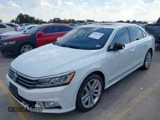 ✅ 2016 Volkswagen Passat SEL Premium • VIN: 1VWCM7A31GC037874 • Lot: 43368604. Wystawiony na IAAI z przebiegiem 120 845 mil. Bezpłatny archiwum sprzedaży aukcyjnych z USA i szczegółowy raport historii pojazdu na DreamBid. Zdjęcie 2.