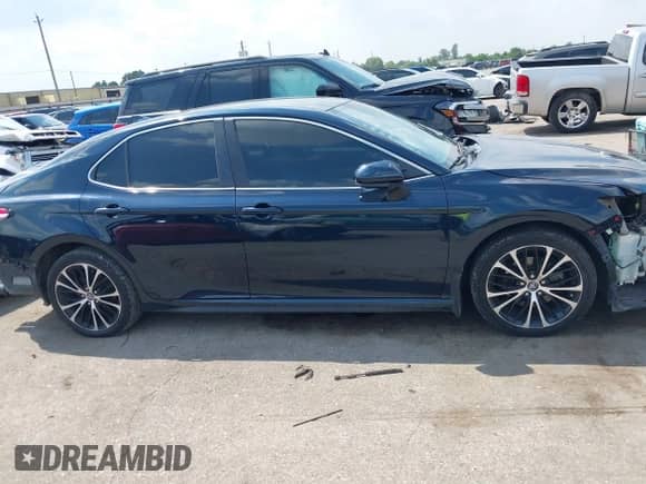 2020 Toyota Camry SE с VIN 4T1G11AK5LU875763, выставлен на аукционе IAAI как лот 43061075 с пробегом 84 575 миль миль и . История ставок и продаж доступна на DreamBid. Изображение 14.