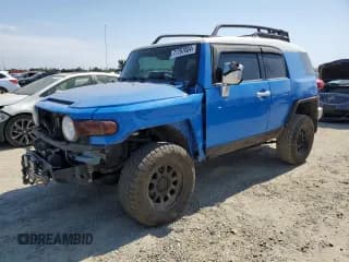 ✅ 2007 Toyota FJ Cruiser • VIN: JTEBU11F970035616 • Lot: 71797004. Listed on Copart with 159,693 mi. Free auction sales archive from the USA and detailed vehicle history report at DreamBid. Image 1.