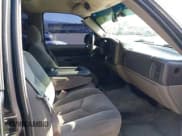 ✅ 2003 Chevrolet Tahoe LS • VIN: 1GNEC13V73R291212 • Lot: 42373833. Listed on IAAI with 113,412 mi. Free auction sales archive from the USA and detailed vehicle history report at DreamBid. Image 5.