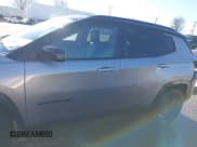 ✅ 2022 Jeep Compass Latitude • VIN: 3C4NJCBB9NT187946 • Lot: 41675926. Listed on IAAI with 25,506 mi. Free auction sales archive from the USA and detailed vehicle history report at DreamBid. Image 15.