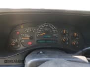 ✅ 2003 Chevrolet Silverado 2500HD LS • VIN: 1GCHK29U73E342647 • Lot: 78028314. Wystawiony na Copart z przebiegiem 285 675 mil. Bezpłatny archiwum sprzedaży aukcyjnych z USA i szczegółowy raport historii pojazdu na DreamBid. Zdjęcie 9.