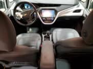 ✅ 2019 Chevrolet Bolt EV Premier • VIN: 1G1FZ6S06K4114024 • Lot: 44633485. Wystawiony na Copart z przebiegiem 36 688 mil. Bezpłatny archiwum sprzedaży aukcyjnych z USA i szczegółowy raport historii pojazdu na DreamBid. Zdjęcie 8.