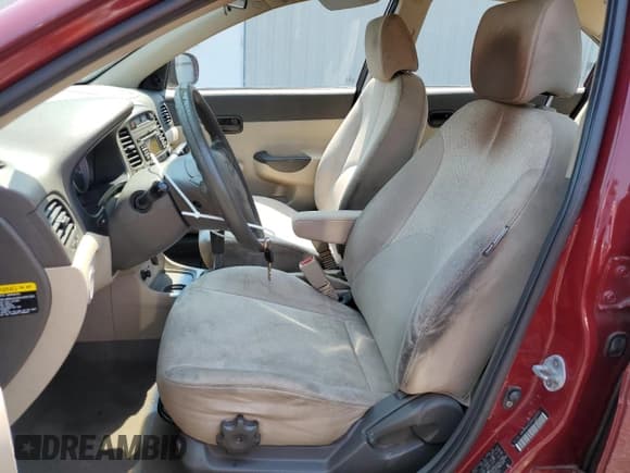 ✅ 2010 Hyundai Accent GLS • VIN: KMHCN4AC5AU433351 • Лот: 59258755. Опубликован ранее на Copart с пробегом 66 398 миль. Бесплатный доступ к архиву аукционных продаж из США и подробный отчёт об истории автомобиля на DreamBid. Изображение 7.