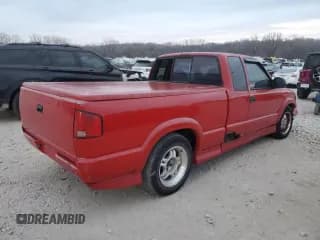 ✅ 2001 Chevrolet S-10 LS • VIN: 1GCCS19W918181171 • Лот: 82821544. Опубликован ранее на Copart с пробегом 189 044 миль. Бесплатный доступ к архиву аукционных продаж из США и подробный отчёт об истории автомобиля на DreamBid. Изображение 3.
