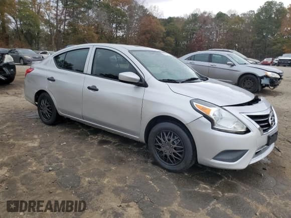 ✅ 2018 Nissan Versa SV • VIN: 3N1CN7AP5JL824358 • Лот: 92670955. Опубликован ранее на Copart с пробегом 153 503 миль. Бесплатный доступ к архиву аукционных продаж из США и подробный отчёт об истории автомобиля на DreamBid. Изображение 4.