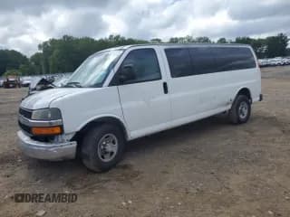 ✅ 2012 Chevrolet Express Passenger 1LT • VIN: 1GAZG1FGXC1175473 • Lot: 55513975. Listed on Copart with 204,038 mi. Free auction sales archive from the USA and detailed vehicle history report at DreamBid. Image 1.