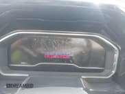 ✅ 2025 Chevrolet Silverado 1500 LT Trail Boss • VIN: 3GCUKFE87SG162686 • Lot: 43103112. Wystawiony na IAAI z przebiegiem 4 269 mil. Bezpłatny archiwum sprzedaży aukcyjnych z USA i szczegółowy raport historii pojazdu na DreamBid. Zdjęcie 7.