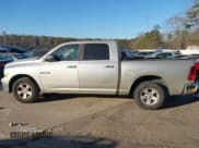 ✅ 2010 Dodge 1500 SLT • VIN: 1D7RB1CP7AS184820 • Lot: 41338962. Wystawiony na IAAI z przebiegiem 291 387 mil. Bezpłatny archiwum sprzedaży aukcyjnych z USA i szczegółowy raport historii pojazdu na DreamBid. Zdjęcie 13.