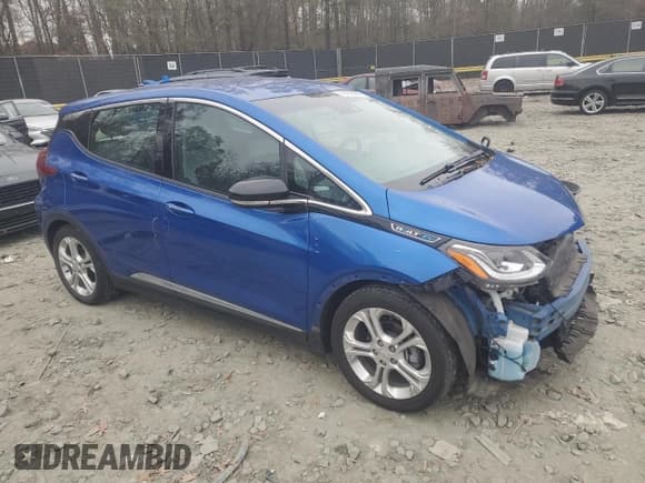 ✅ 2019 Chevrolet Bolt EV LT • VIN: 1G1FY6S06K4137421 • Lot: 79759744. Wystawiony na Copart z przebiegiem 39 977 mil. Bezpłatny archiwum sprzedaży aukcyjnych z USA i szczegółowy raport historii pojazdu na DreamBid. Zdjęcie 4.
