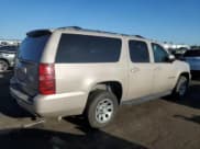 ✅ 2007 Chevrolet Suburban LT • VIN: 1GNFK16367J313299 • Lot: 65272584. Wystawiony na Copart z przebiegiem 232 320 mil. Bezpłatny archiwum sprzedaży aukcyjnych z USA i szczegółowy raport historii pojazdu na DreamBid. Zdjęcie 3.