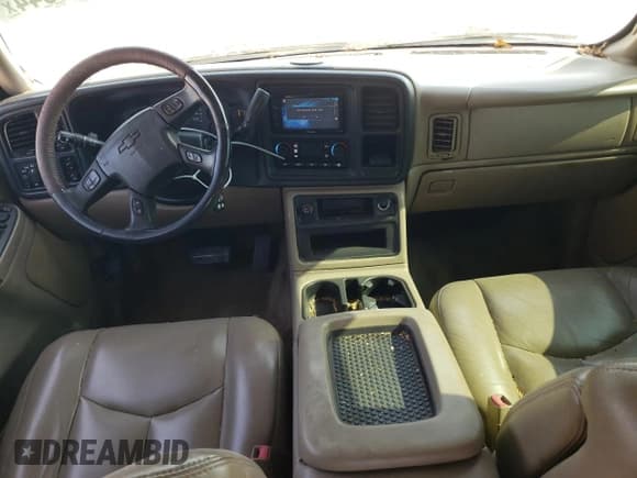 ✅ 2005 Chevrolet Silverado 1500 Z71 • VIN: 2GCEK13T151206192 • Лот: 76138044. Опубликован ранее на Copart с пробегом 283 525 миль. Бесплатный доступ к архиву аукционных продаж из США и подробный отчёт об истории автомобиля на DreamBid. Изображение 8.