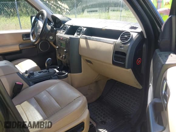 ✅ 2005 Land Rover LR3 SE • VIN: SALAD25405A326701 • Лот: 42504979. Опубликован ранее на IAAI с пробегом 212 359 миль. Бесплатный доступ к архиву аукционных продаж из США и подробный отчёт об истории автомобиля на DreamBid. Изображение 5.