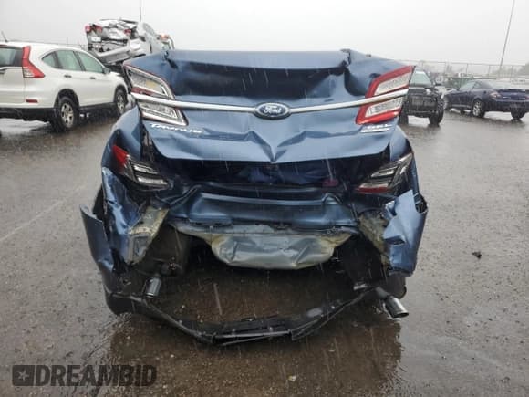 ✅ 2019 Ford Taurus SEL • VIN: 1FAHP2E89KG102650 • Лот: 85319915. Опубликован ранее на Copart с пробегом Не указан. Бесплатный доступ к архиву аукционных продаж из США и подробный отчёт об истории автомобиля на DreamBid. Изображение 6.