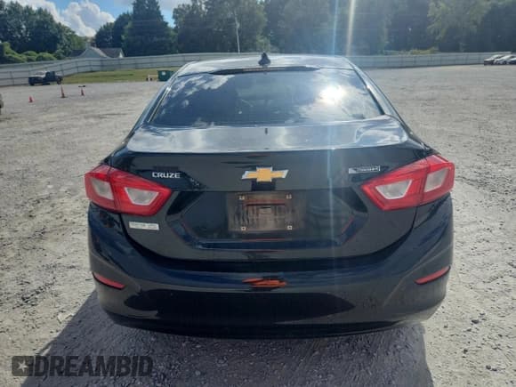 ✅ 2017 Chevrolet Cruze Premier • VIN: 1G1BF5SM2H7183076 • Lot: 82292355. Listed on Copart with 163,304 mi. Free auction sales archive from the USA and detailed vehicle history report at DreamBid. Image 6.