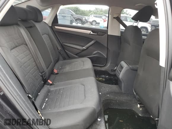 ✅ 2020 Volkswagen Passat S • VIN: 1VWAA7A32LC027008 • Лот: 67257835. Опубликован ранее на Copart с пробегом 85 952 миль. Бесплатный доступ к архиву аукционных продаж из США и подробный отчёт об истории автомобиля на DreamBid. Изображение 10.