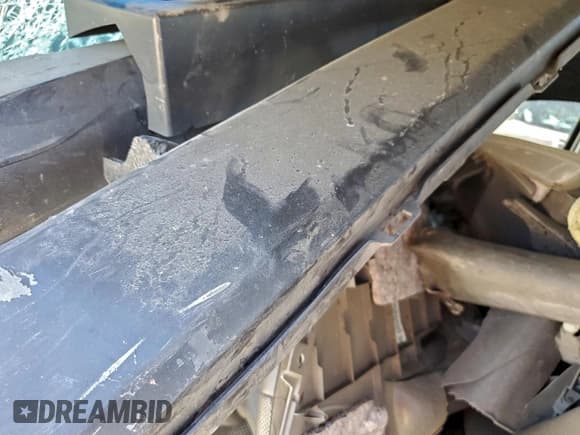 ✅ 2006 Nissan Xterra S • VIN: 5N1AN08U26C524752 • Lot: 92633675. Wystawiony na Copart z przebiegiem Nie podano. Bezpłatny archiwum sprzedaży aukcyjnych z USA i szczegółowy raport historii pojazdu na DreamBid. Zdjęcie 8.