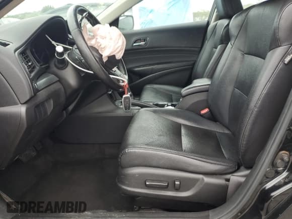 ✅ 2013 Acura ILX Premium • VIN: 19VDE1F51DE013700 • Lot: 84630635. Listed on Copart with 247,746 mi. Free auction sales archive from the USA and detailed vehicle history report at DreamBid. Image 7.