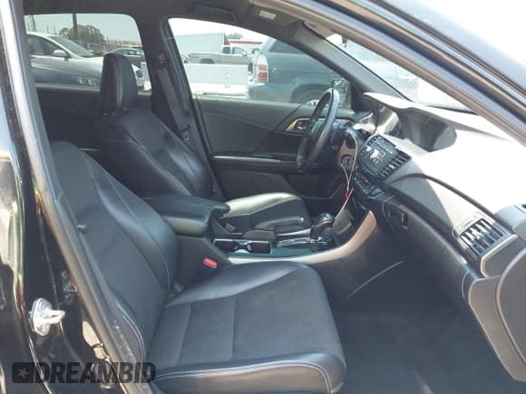 ✅ 2016 Honda Accord Sport • VIN: 1HGCR2F59GA025809 • Lot: 42465440. Listed on IAAI with 104,726 mi. Free auction sales archive from the USA and detailed vehicle history report at DreamBid. Image 5.