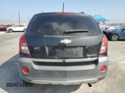 ✅ 2013 Chevrolet Captiva Sport LS • VIN: 3GNFL2EK1DS514839 • Lot: 63512935. Wystawiony na Copart z przebiegiem 200 580 mil. Bezpłatny archiwum sprzedaży aukcyjnych z USA i szczegółowy raport historii pojazdu na DreamBid. Zdjęcie 6.