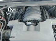 ✅ 2019 Chevrolet Suburban LT • VIN: 1GNSCHKC9KR375252 • Lot: 43286862. Wystawiony na IAAI z przebiegiem 214 493 mil. Bezpłatny archiwum sprzedaży aukcyjnych z USA i szczegółowy raport historii pojazdu na DreamBid. Zdjęcie 19.