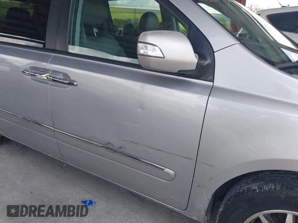 ✅ 2011 Kia Sedona EX • VIN: KNDMH4C72B6399035 • Lot: 42574333. Listed on IAAI with 177,675 mi. Free auction sales archive from the USA and detailed vehicle history report at DreamBid. Image 6.